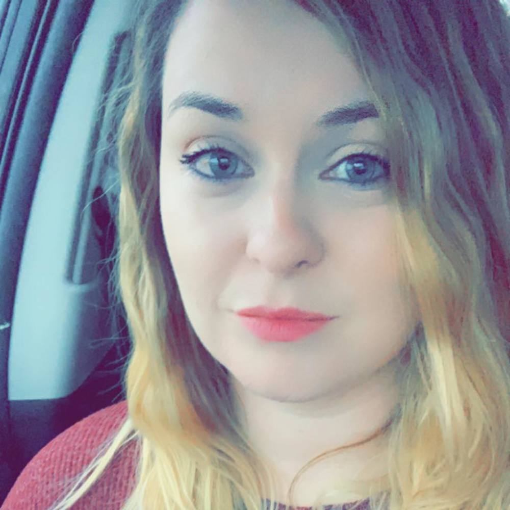 Meet your Posher, Hayley